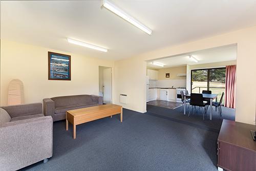 The Station Hotel Jindabyne Ruang foto