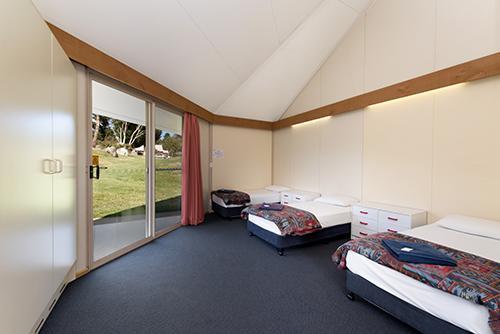 The Station Hotel Jindabyne Ruang foto